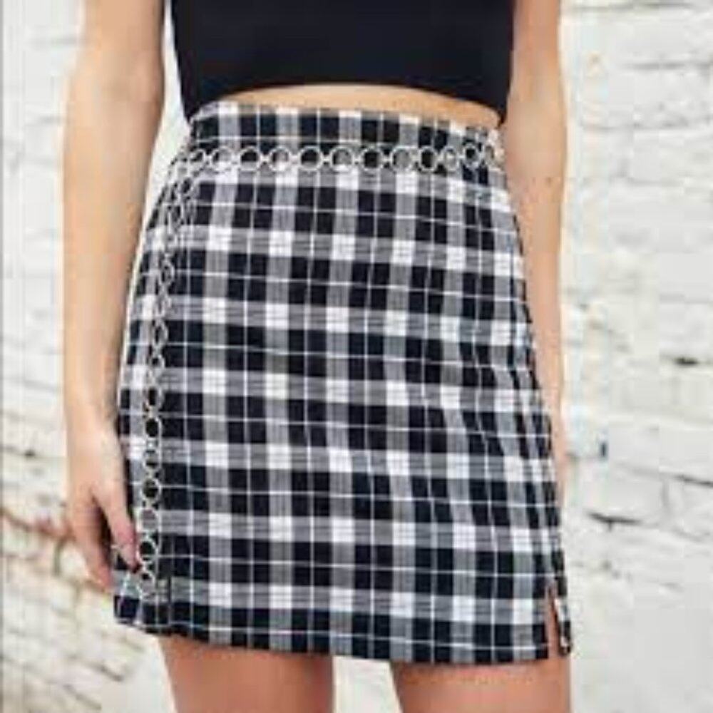 Brandy Melville Black Plaid Slit Hem Mini Skirt XS/Small